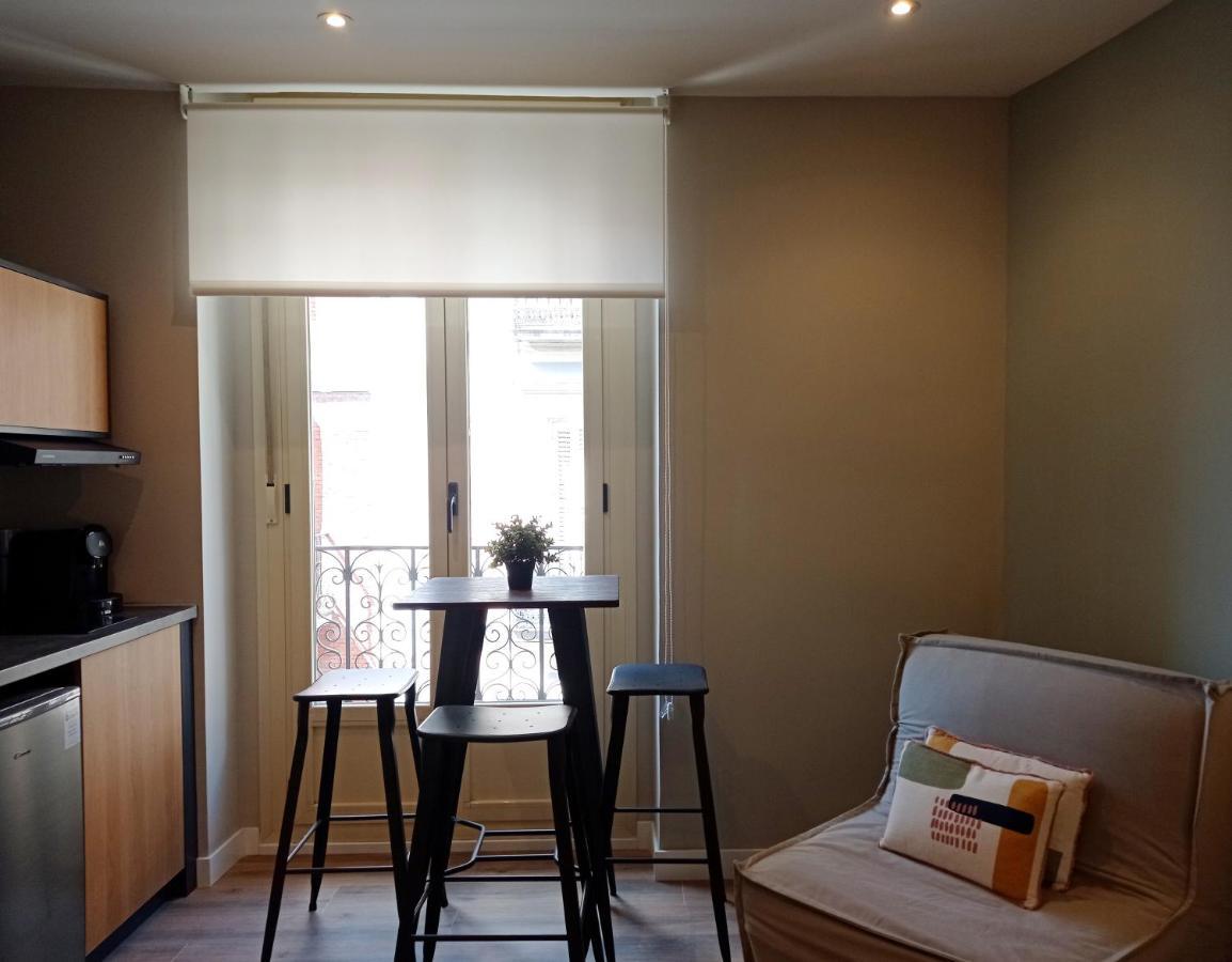 Inhome Apartment *