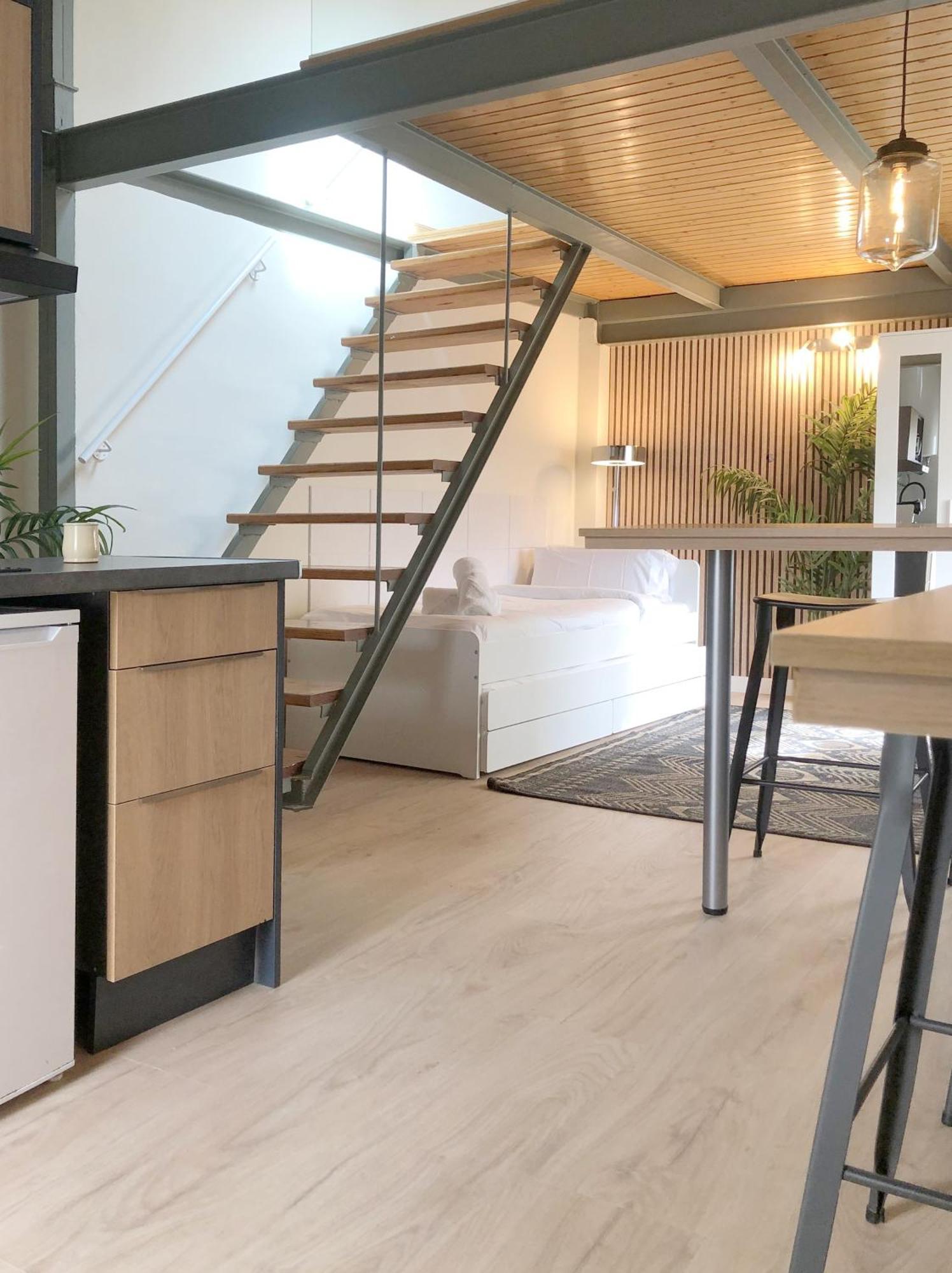 Inhome Apartment *